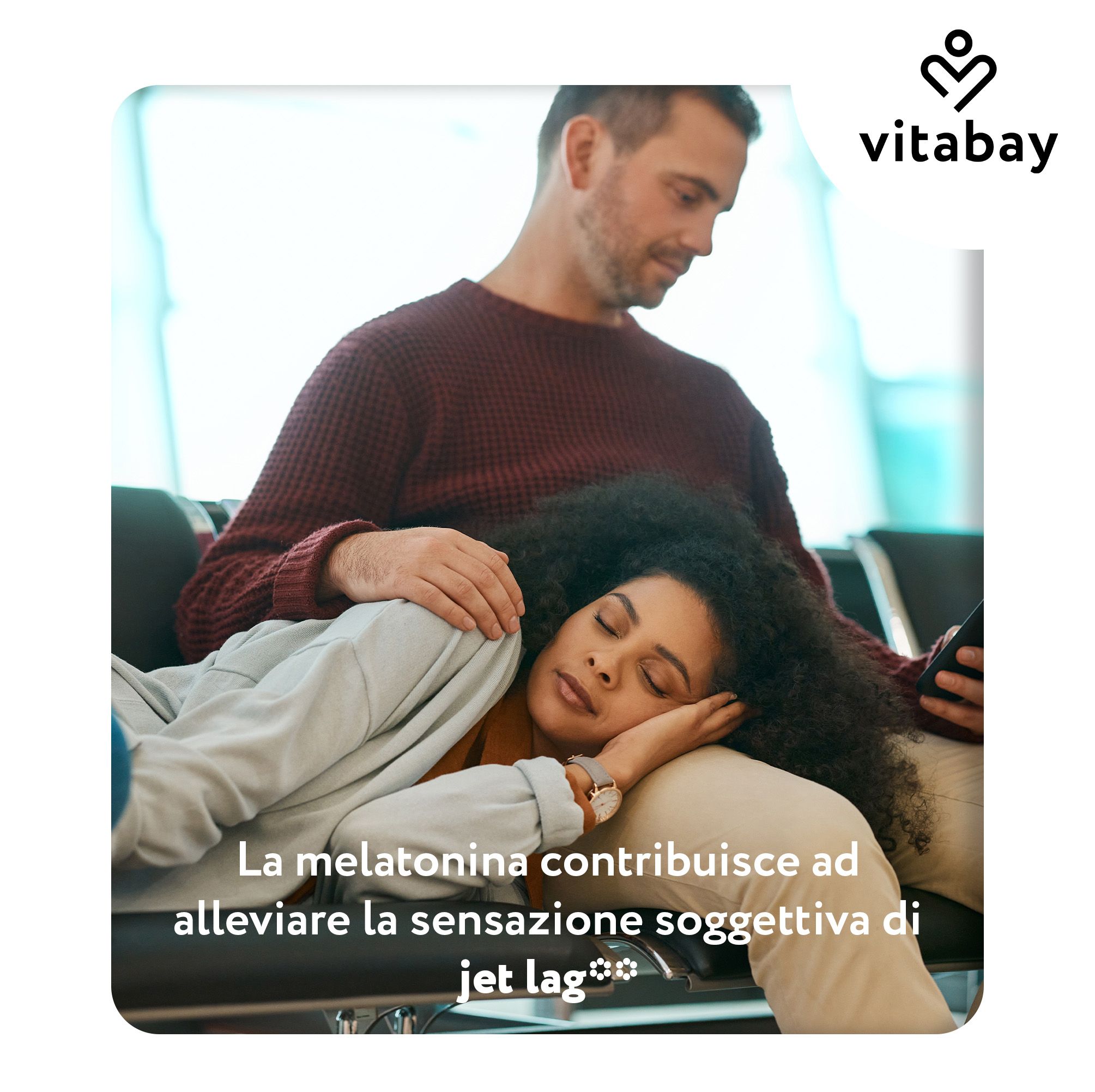 Flacone Vitabay Melatonin 3mg con etichetta, mostra informazioni nutrizionali e sigilli.