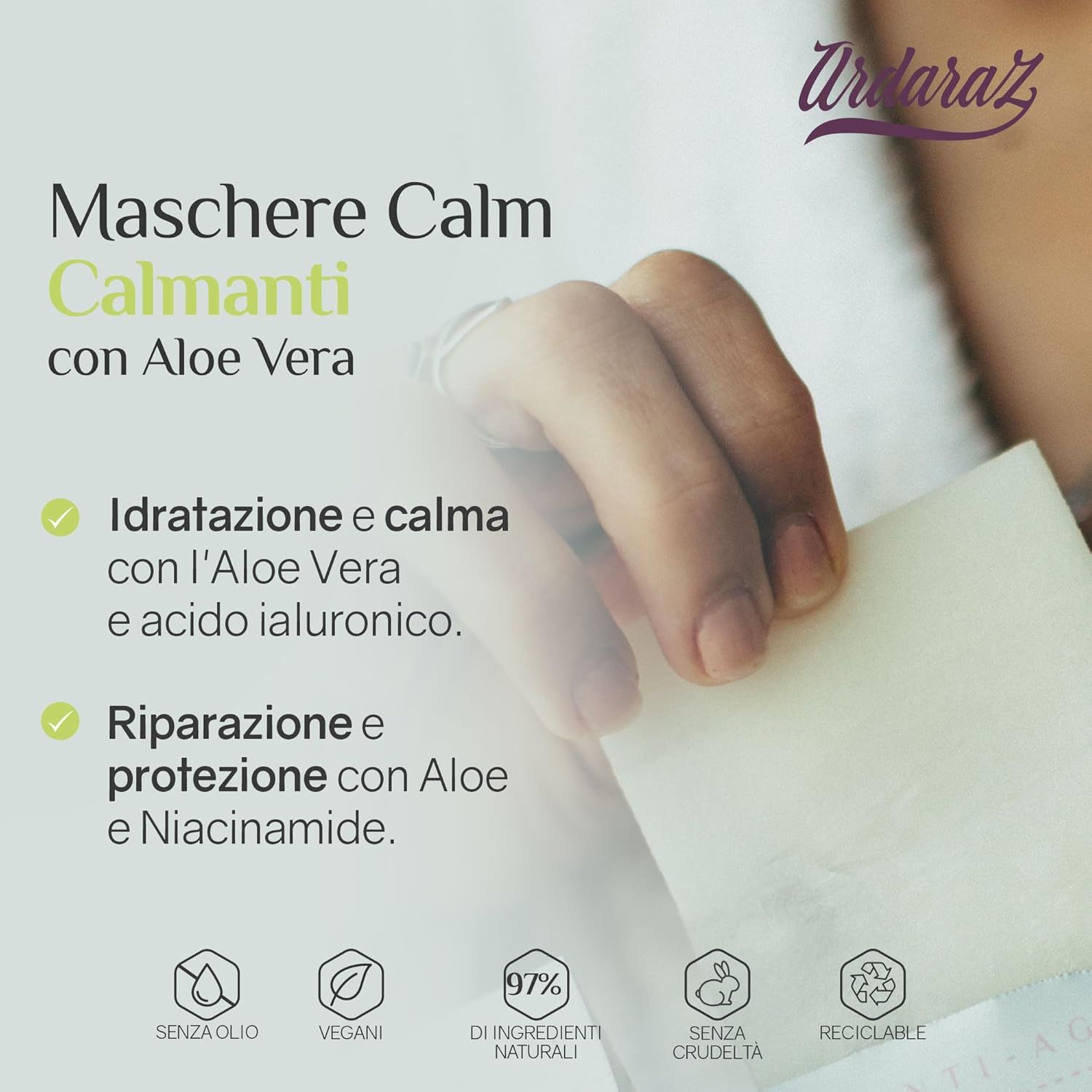 Maschera viso all'aloe vera. Confezione con nome del prodotto, logo e informazioni. Vegano, 97% ingredienti naturali.