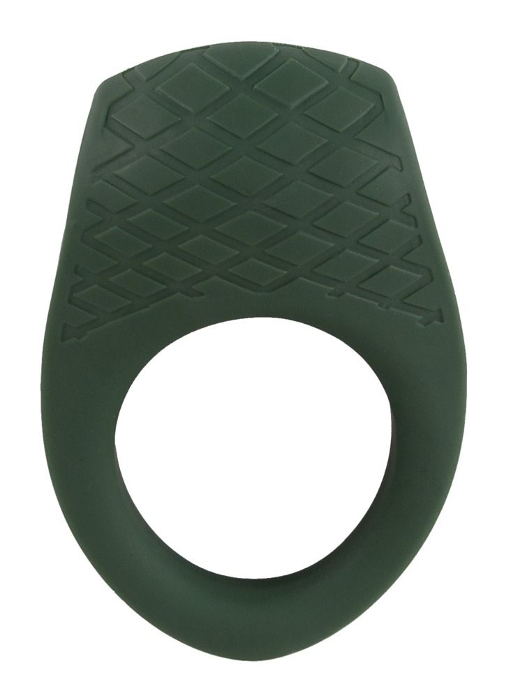 Anello fallico verde scuro con texture a rombi. L'anello ha una forma ovale con un foro circolare.