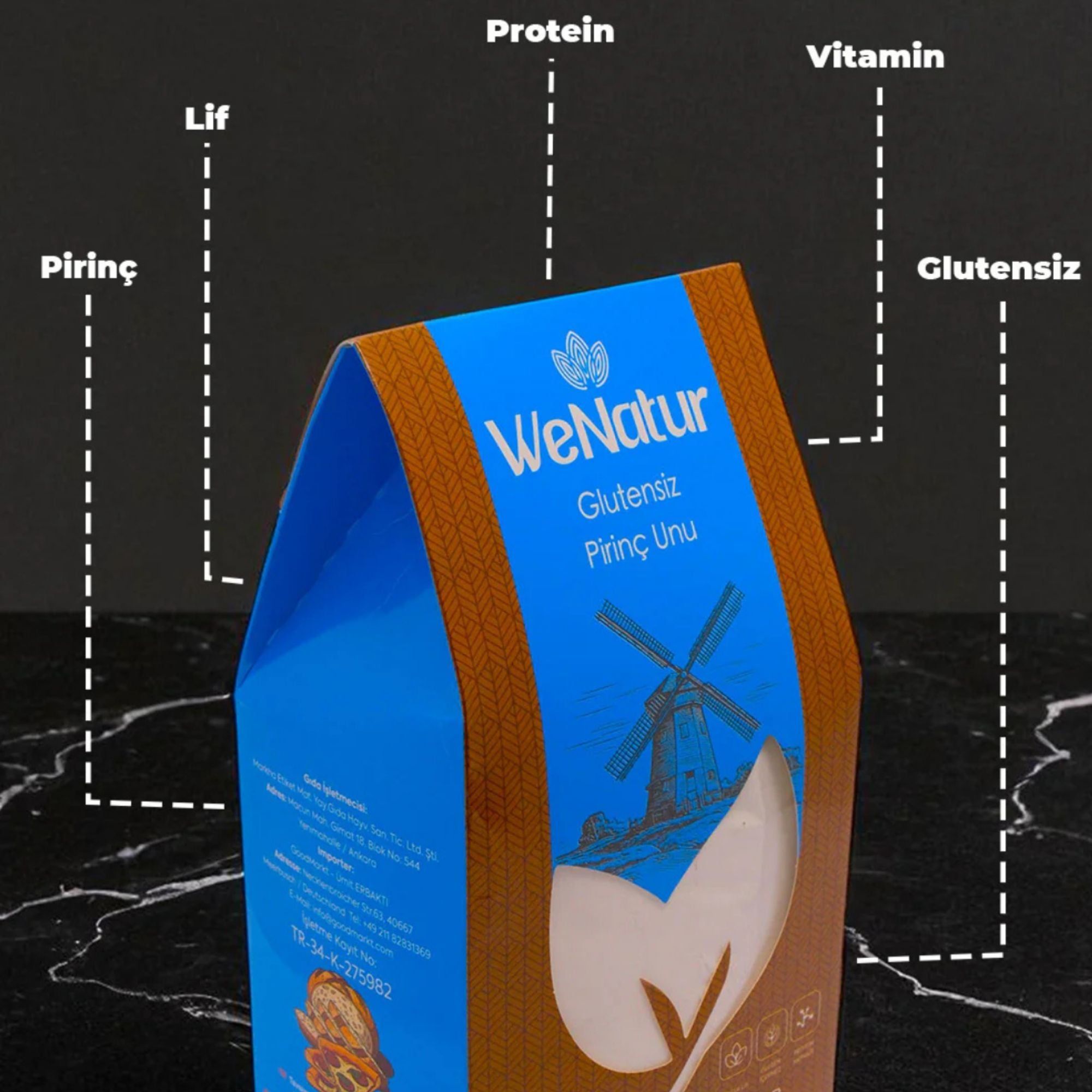 Farina di riso senza glutine WeNatur con evidenziazioni per riso, fibre, proteine e vitamine.