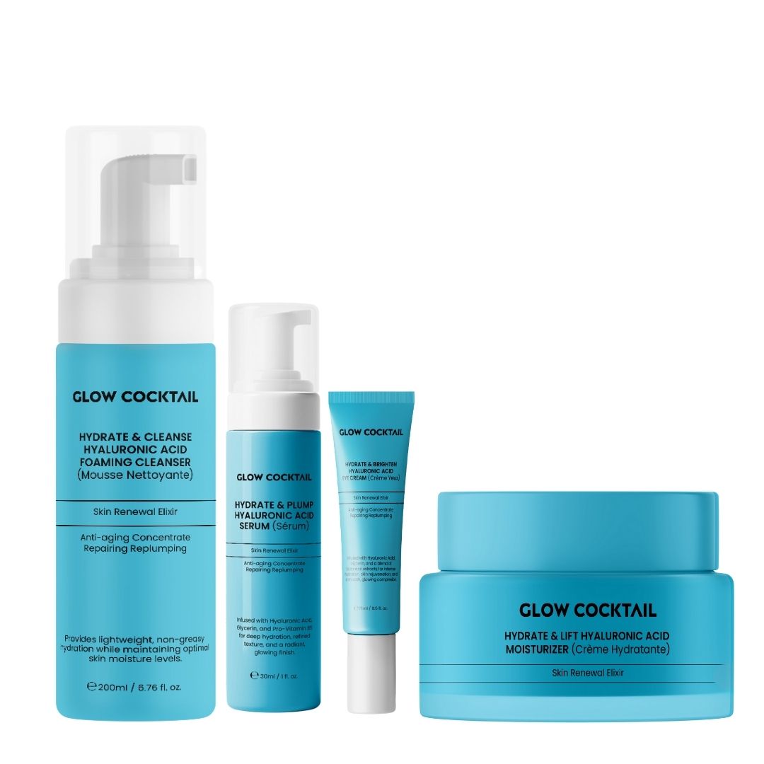 Quattro prodotti per la cura della pelle blu. Scritta: Glow Cocktail. Contiene detergente, siero e idratante. Sfondo bianco.