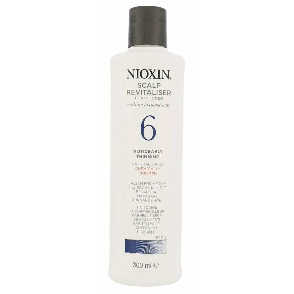 Flacone di Nioxin Scalp Revitaliser. Etichetta bianca, tappo nero. Testo: 6, per capelli diradati. 300 ml.