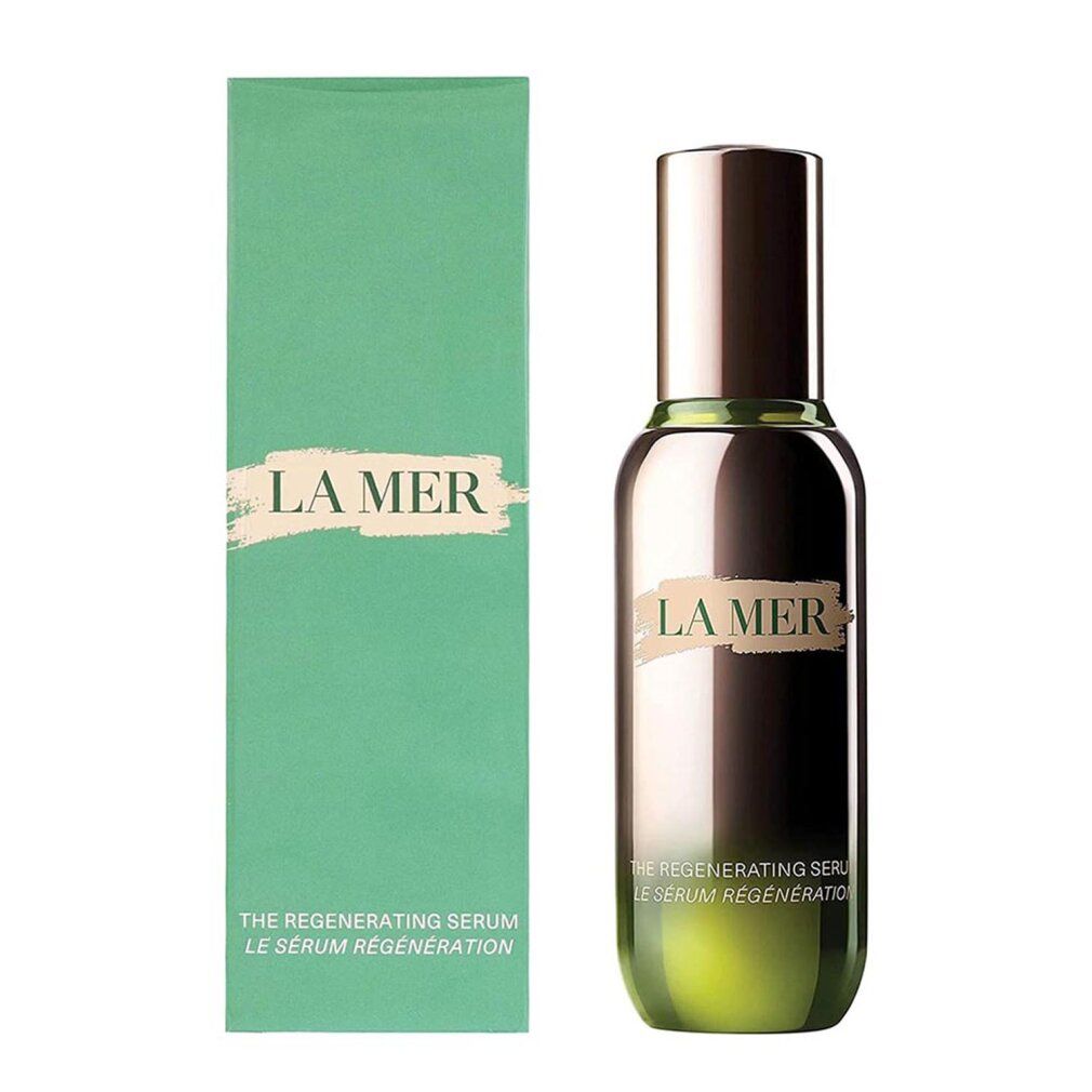 Flacone di siero e scatola. Flacone: verde-oro, tappo argentato. Scatola: verde, scritta: LA MER, THE REGENERATING SERUM.