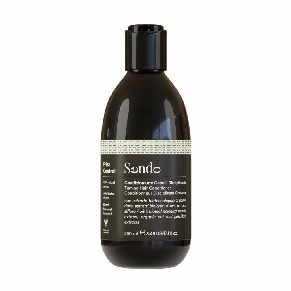 Flacone nero con tappo nero. Scritta: Sendo Frizz Control Taming Hair Conditioner. Sigillo vegano.