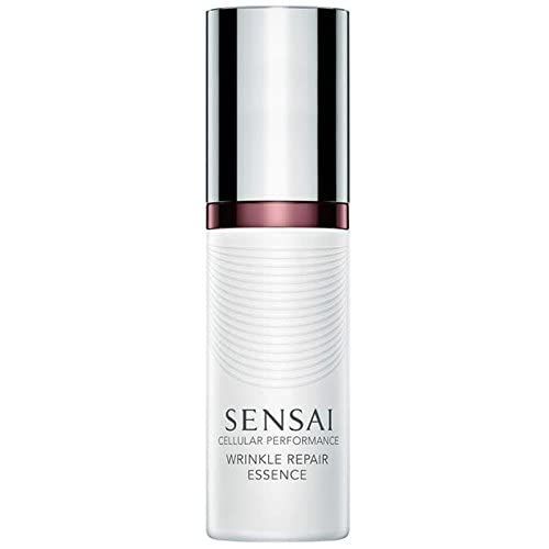 Flacone cilindrico con tappo argentato. Scritta: Sensai Cellular Performance Wrinkle Repair Essence.