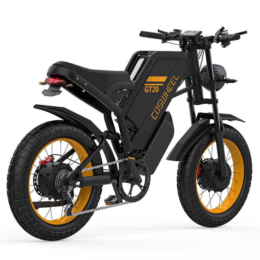 E-bike nero con cerchi gialli. Scritta GT20. Doppio motore, parafanghi, faro.