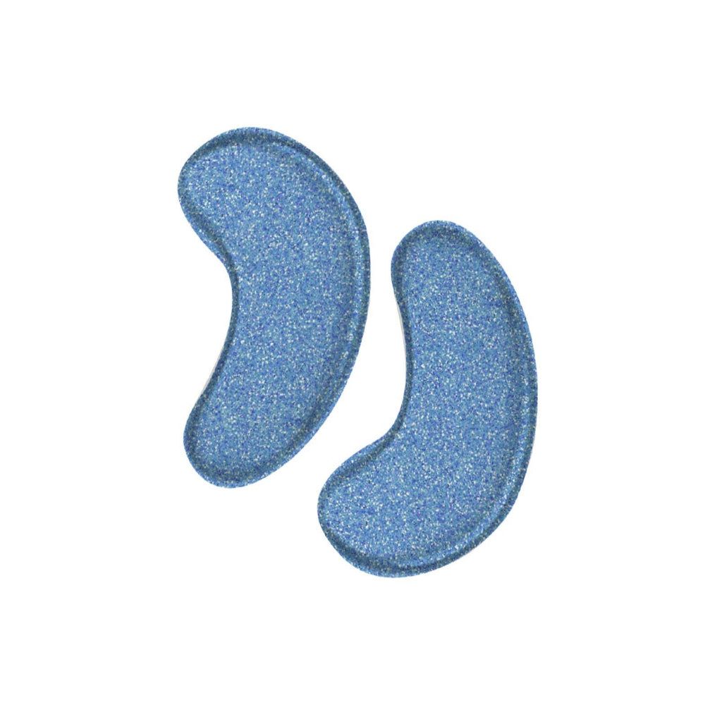 Due patch occhi blu glitterati a forma di mezzaluna.