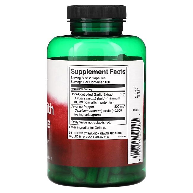 Flacone verde con tappo nero. Retro con etichetta bianca. Contiene informazioni nutrizionali e ingredienti.