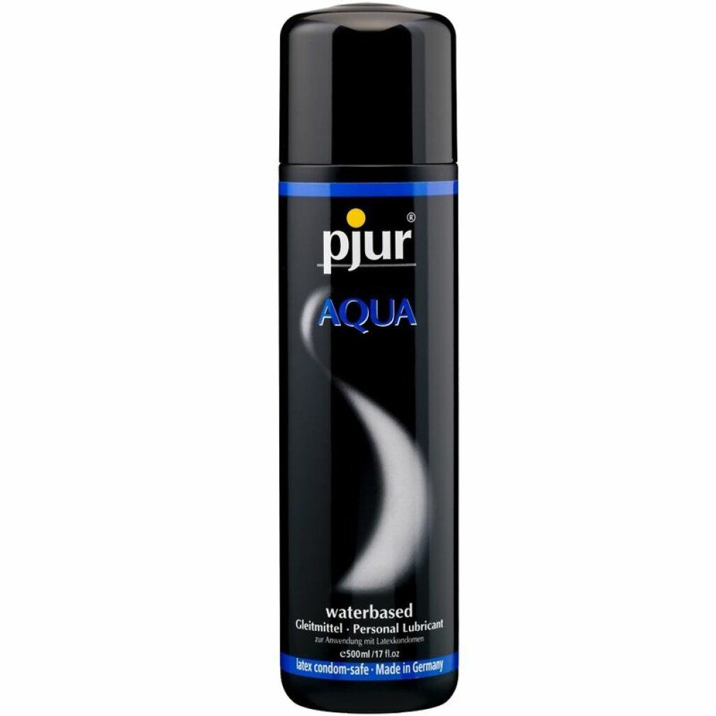 Flacone nero con tappo nero. Scritta: pjur AQUA. Testo: waterbased Gleitmittel, 500ml, latex condom-safe. Made in Germany.