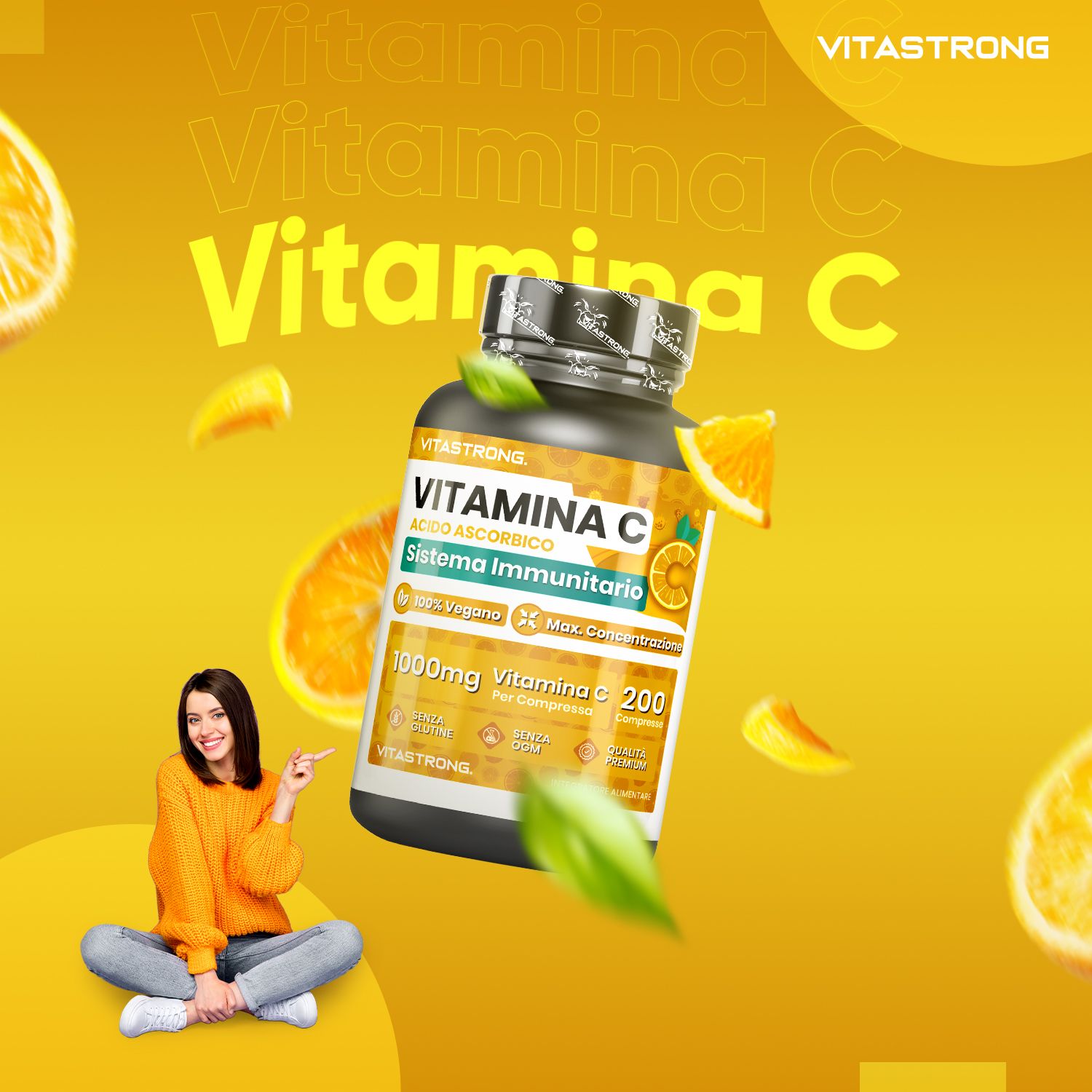 Donna indica compresse di Vitamina C Vitastrong. Flacone nero, etichetta gialla. 200 compresse, 1000mg. Testo: Sistema immunitario. Vegano.