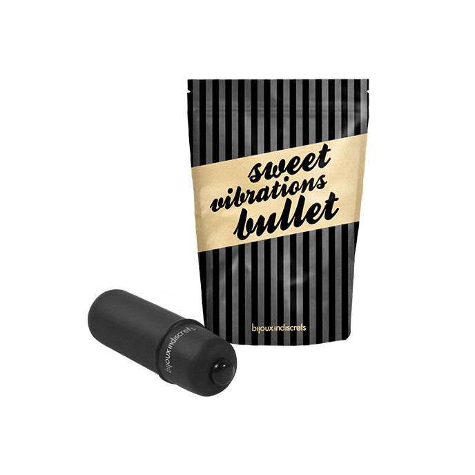 Massaggiatore nero accanto a una confezione. Confezione con scritta "Sweet vibrations bullet".