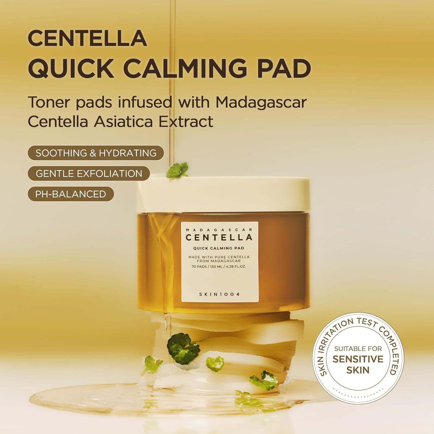 Contenitore di toner pad. Scritta: Centella Quick Calming Pad. Testo: Soothing & Hydrating, Gentle Exfoliation, PH-Balanced. Adatto a pelli sensibili.