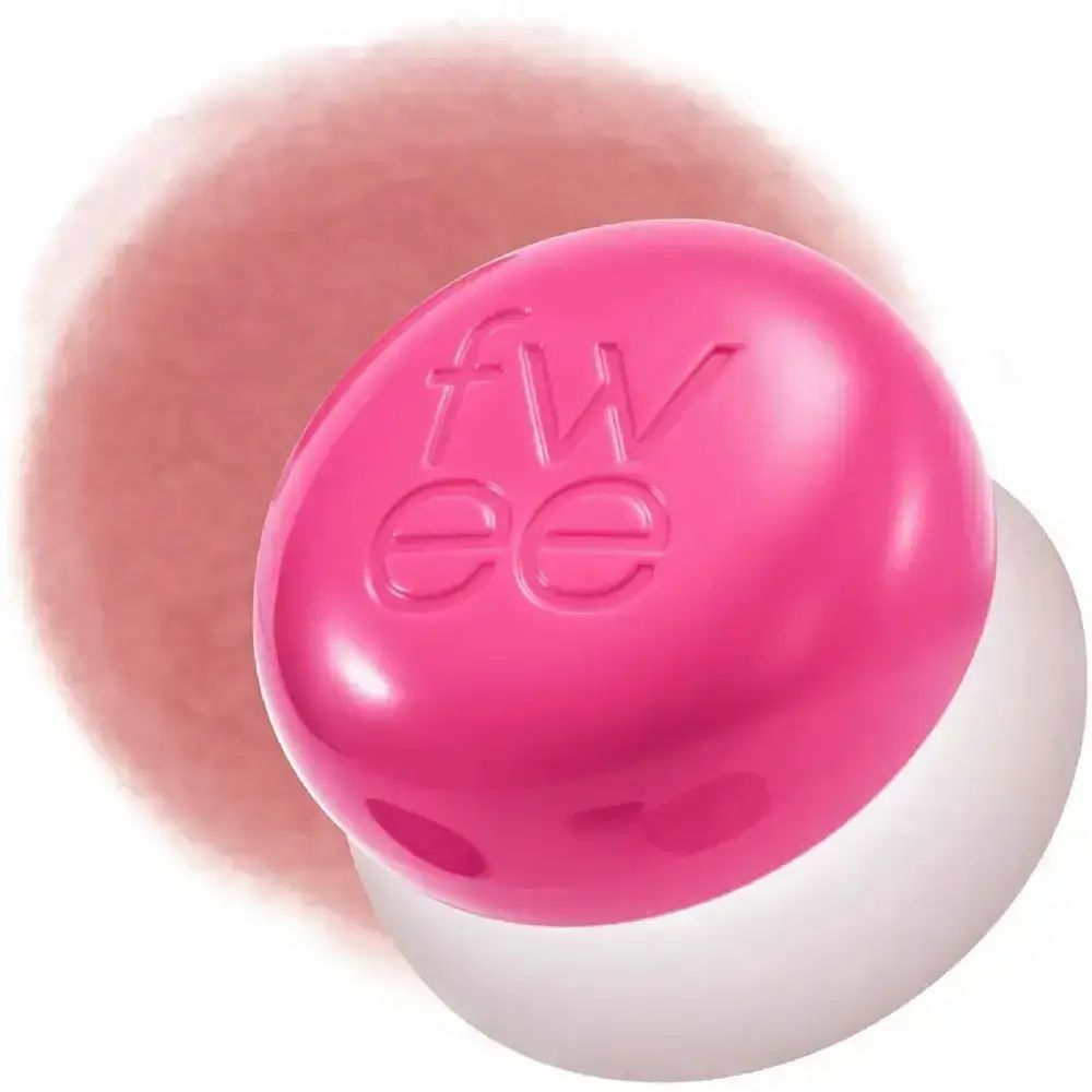 Prodotto rosa in confezione rotonda con logo "fwee". Su sfondo rosa.