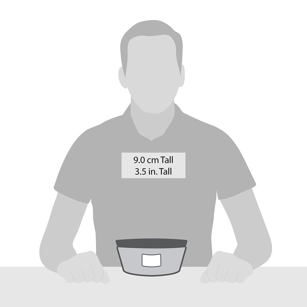 Immagine prodotto con dimensioni. Candela con stoppino in legno, alta 9 cm, 3,5 pollici. Forma rettangolare.