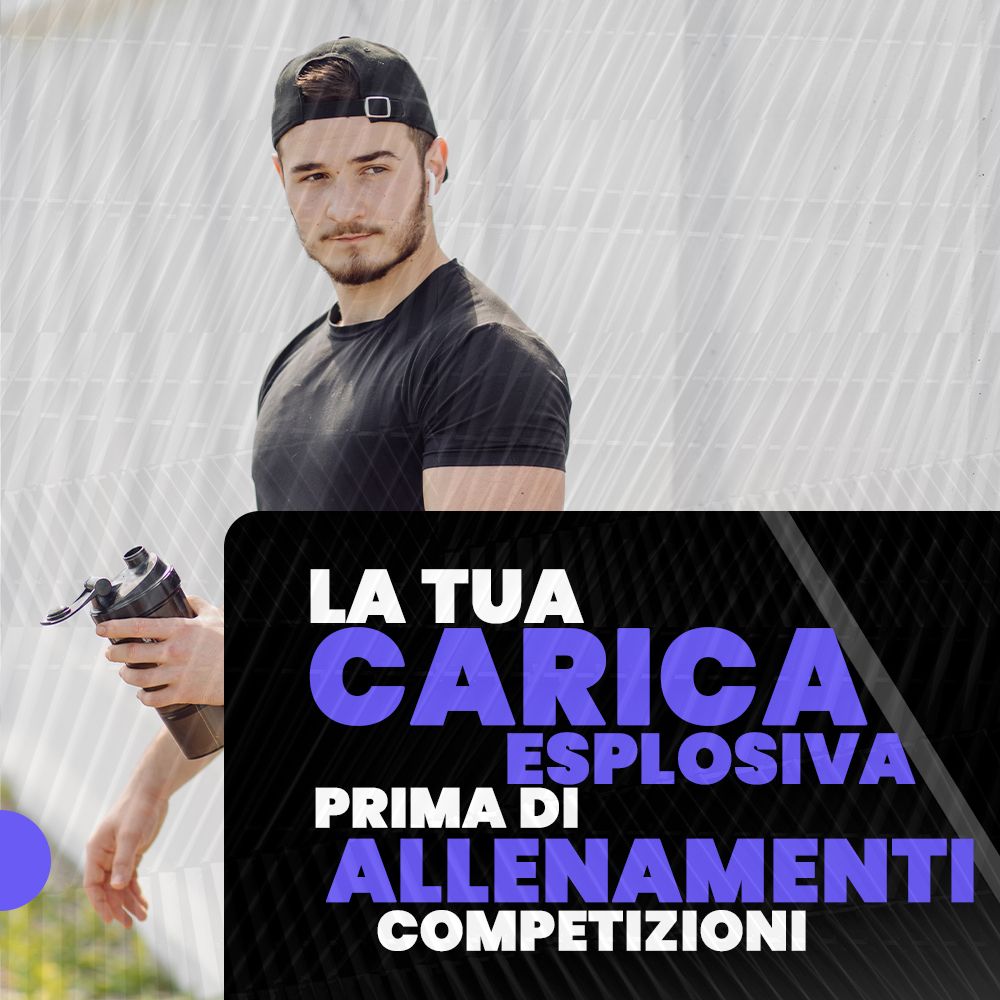 Uomo con cappello in piedi. Testo: LA TUA CARICA ESPLOSIVA PRIMA DI ALLENAMENTI COMPETIZIONI. L'uomo tiene una bottiglia.