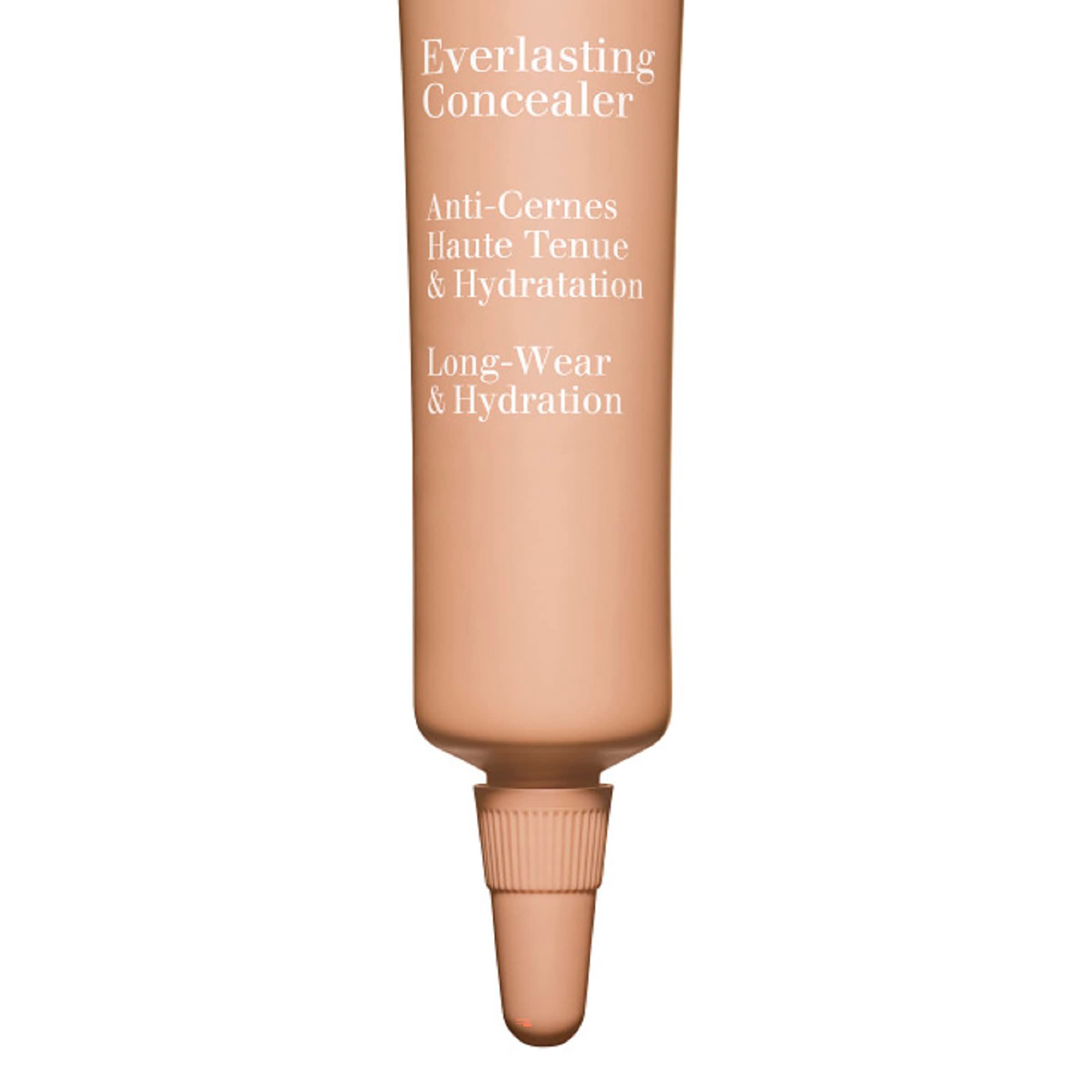 Primo piano del tubo correttore. Testo: Everlasting Concealer, Anti-Cernes, Haute Tenue & Hydratation.