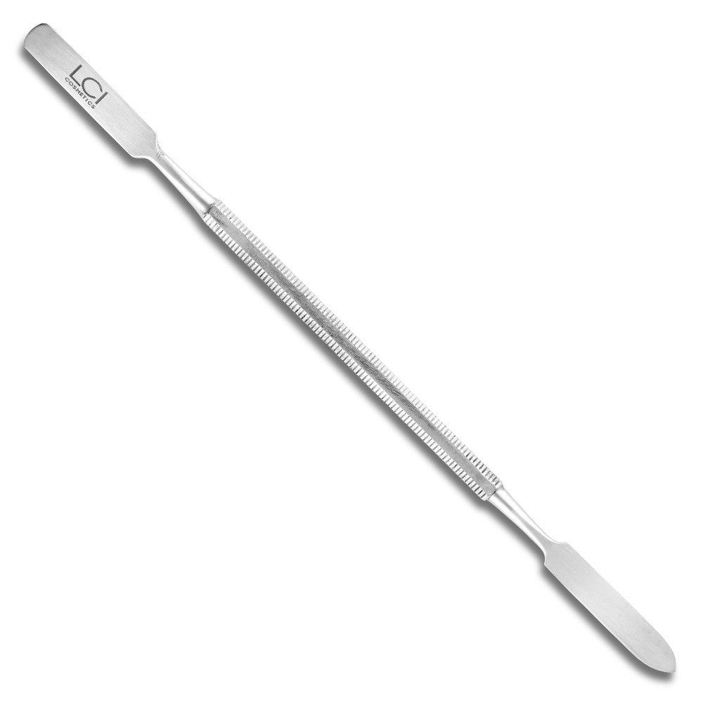 Spatola metallica a doppia estremità. Logo LCI Cosmetics. Manico zigrinato. Due estremità di forme diverse.