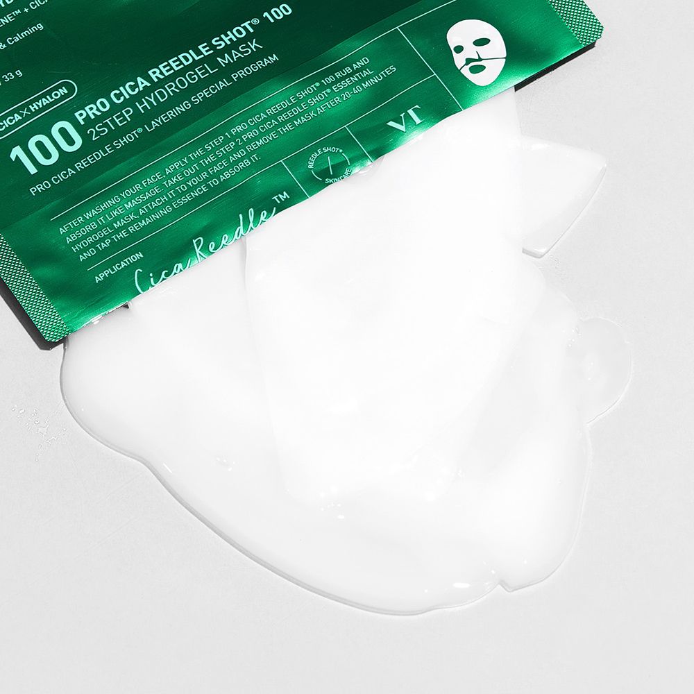 Confezione verde con maschera idrogel bianca, stampato "Pro Cica Reeddle Shot 100".