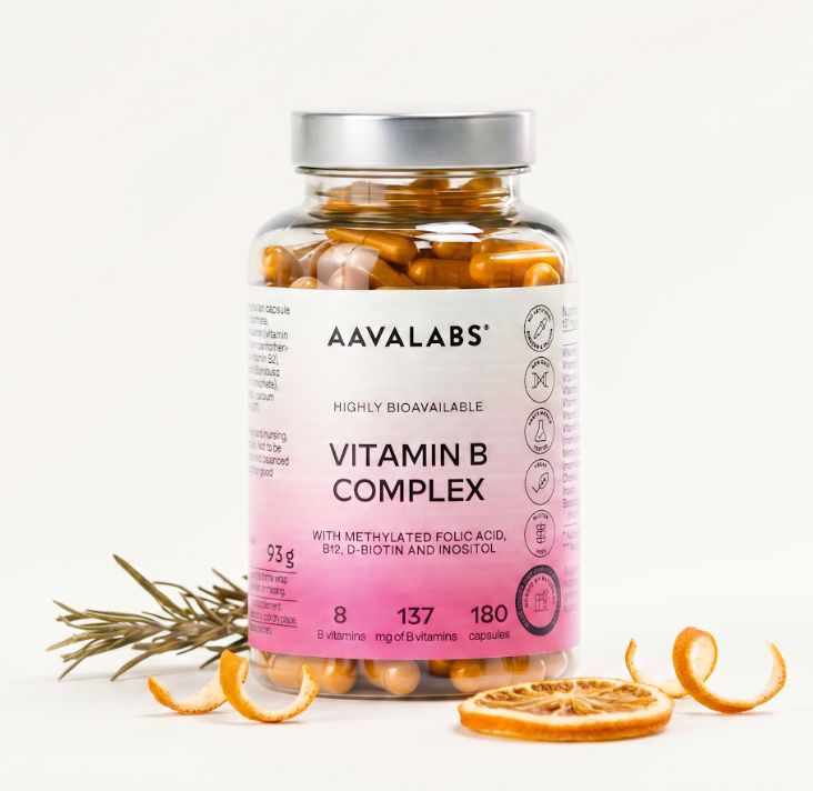 Flacone Aavalabs Vitamin B Komplex con erbe e frutta.