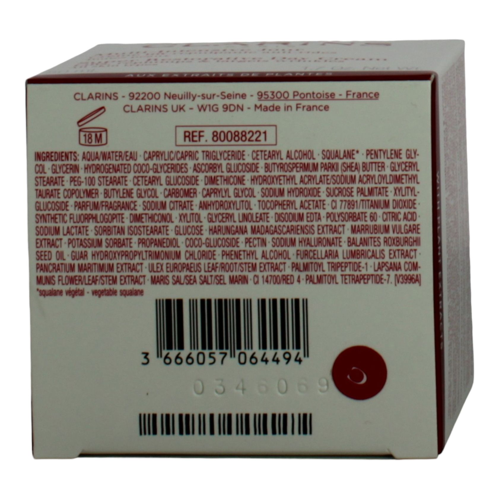 Confezione in cartone con informazioni sul prodotto. Ingredienti, codice a barre e indirizzo del produttore.