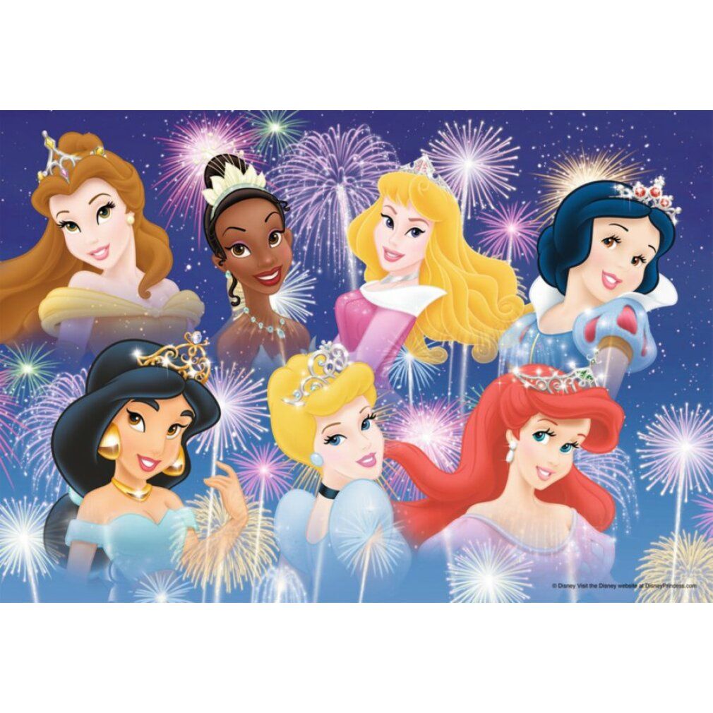 Puzzle con principesse Disney davanti ai fuochi d'artificio. Sette principesse. Illustrazione colorata con sfondo stellato.