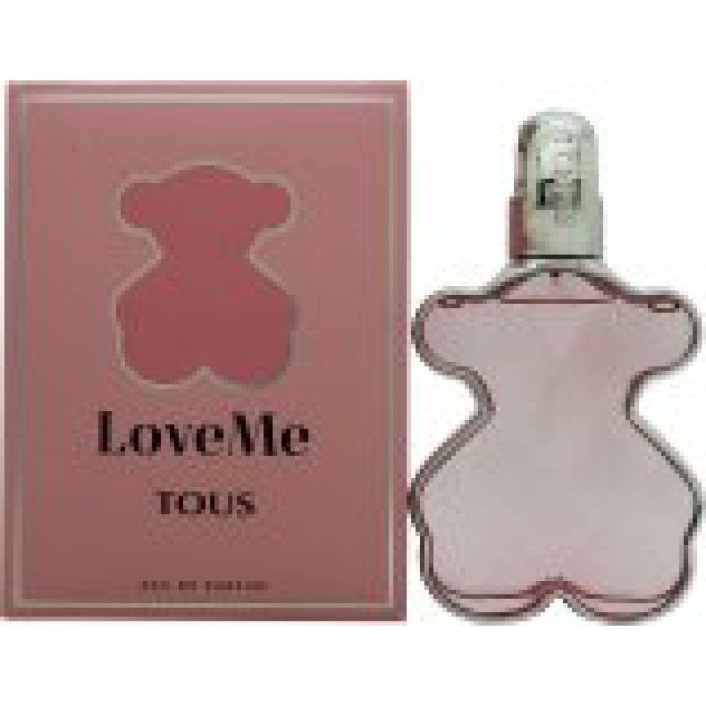 Flacone rosa a forma di orso, accanto a scatola con logo e scritta LoveMe TOUS Eau de Parfum. Dettagli argento.