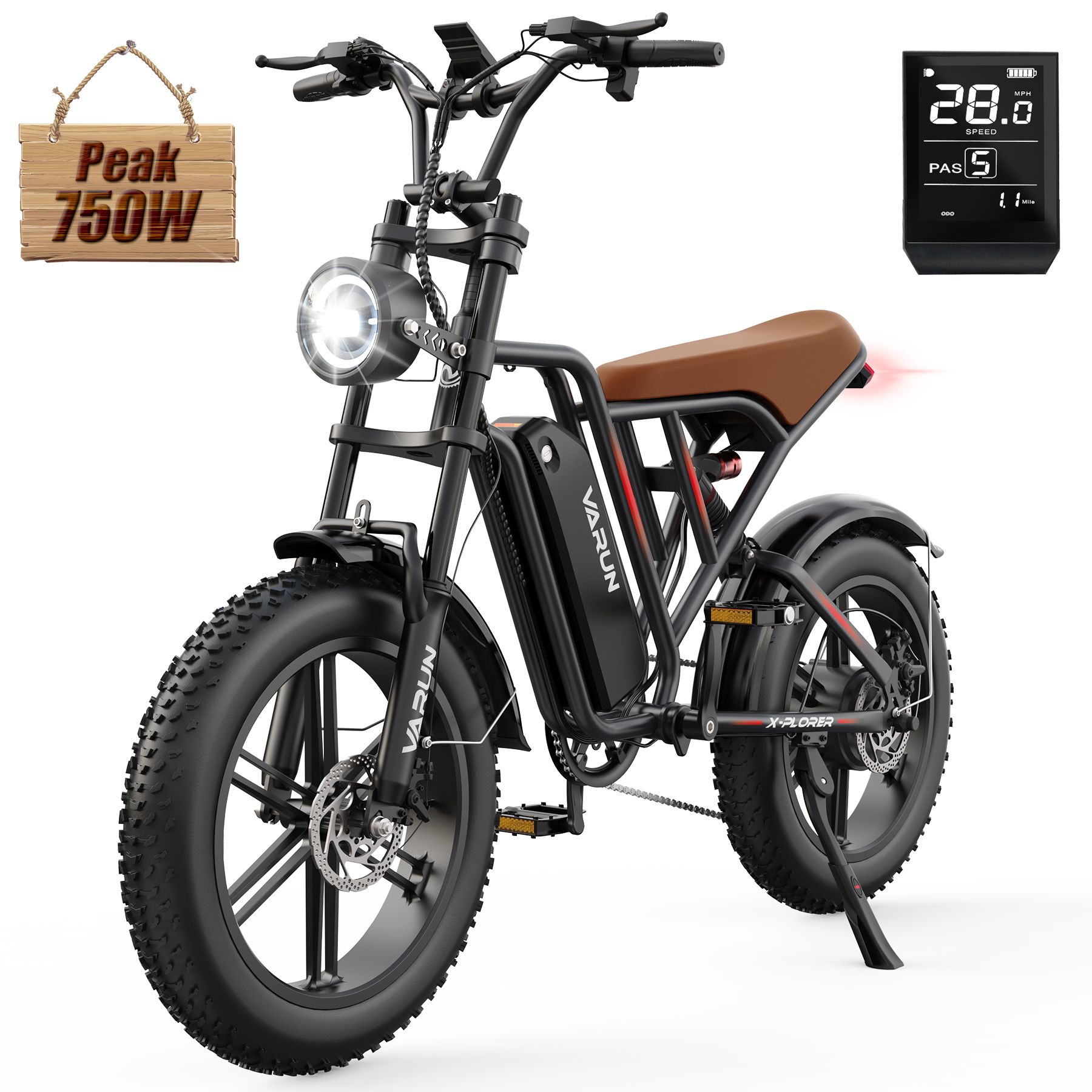 E-bike VARUN X-Plorer stile ciclomotore, sella marrone, faro e display digitale. Cartello legno: Peak 750W.