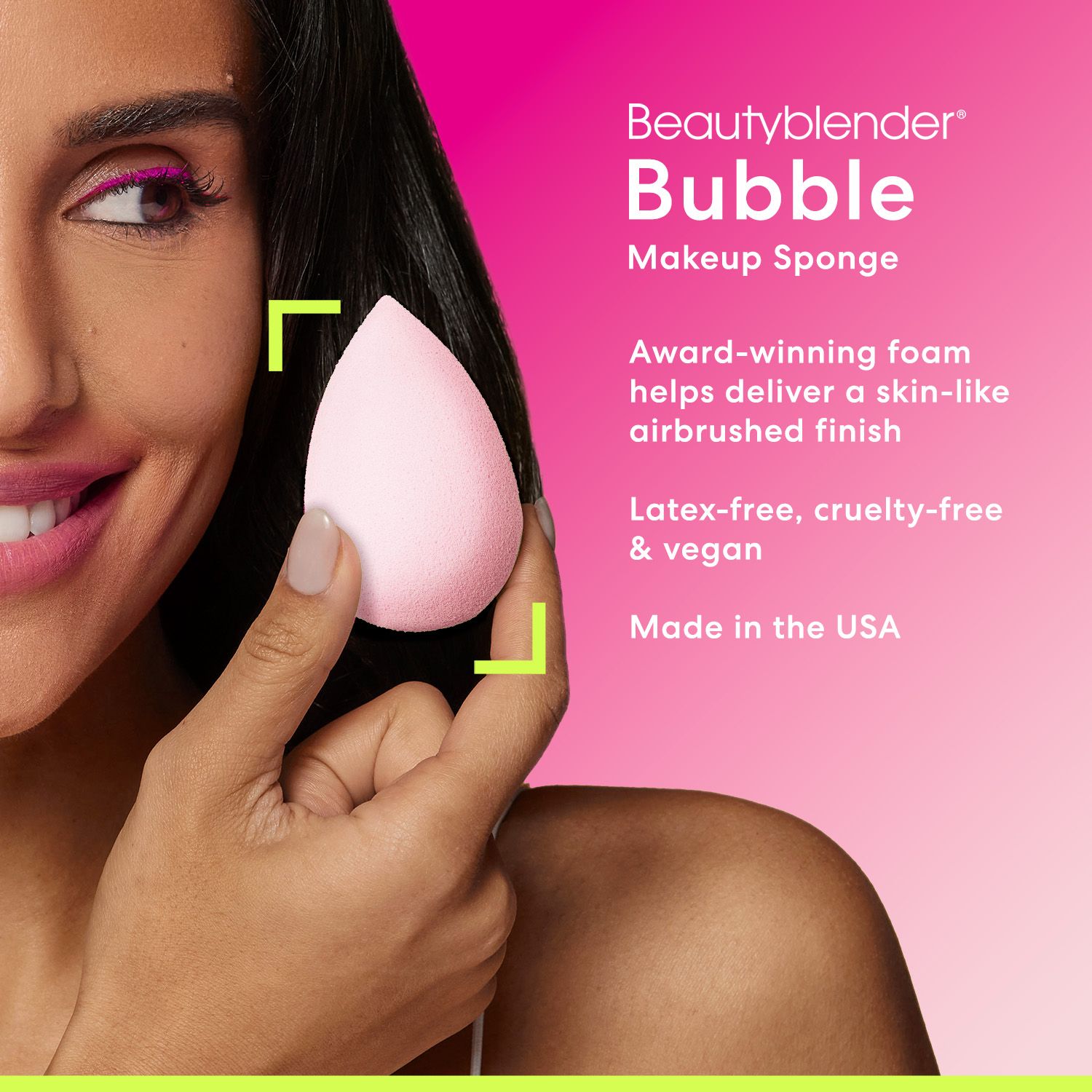 Persona tiene una spugna Beautyblender Bubble rosa. Testo: Award-winning foam, senza lattice, cruelty-free e vegan, Made in the USA.