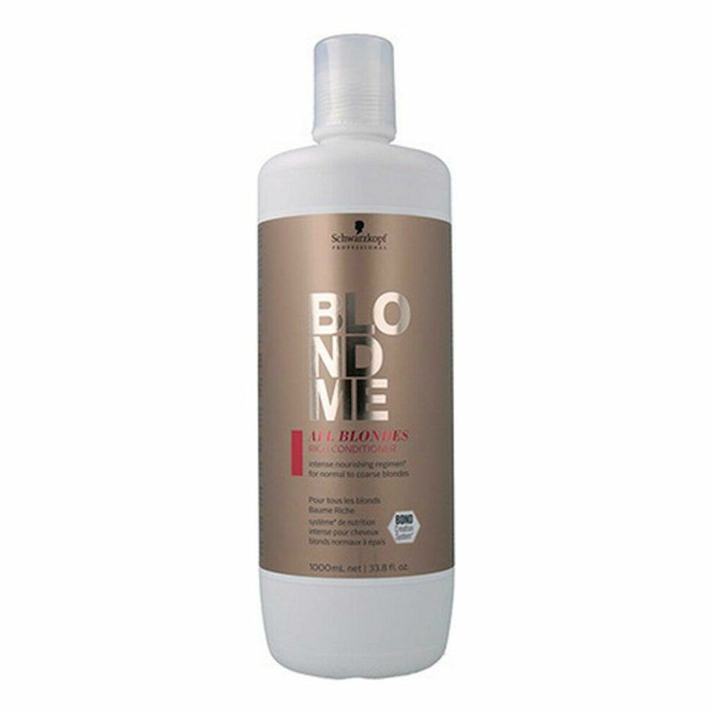 Flacone bianco con etichetta marrone. Scritta: BLONDME ALL BLONDES RICH CONDITIONER. Logo Schwarzkopf. Flacone con tappo a vite.