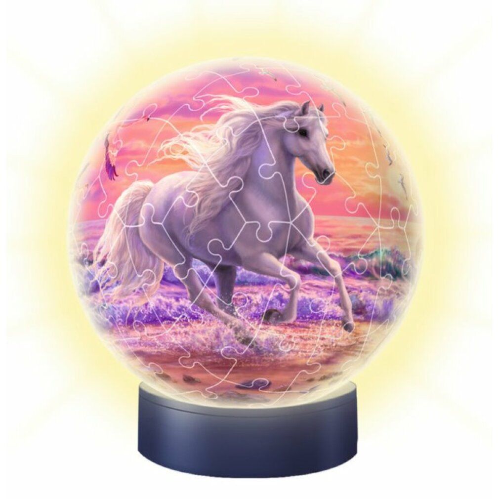 Puzzle sferico con motivo cavallo, illuminato. Sfera su base. Pezzi del puzzle visibili.