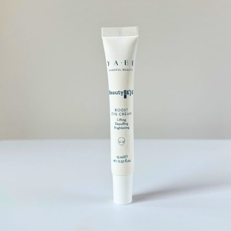 ya_be Beauty on EYE