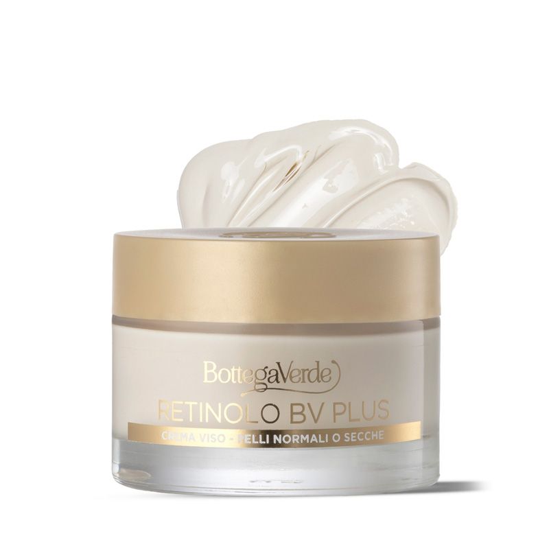 Vaso di crema con coperchio dorato e macchia di crema. Scritta: Bottega Verde, Retinolo BV Plus, Creme viso pelli normali o secche.