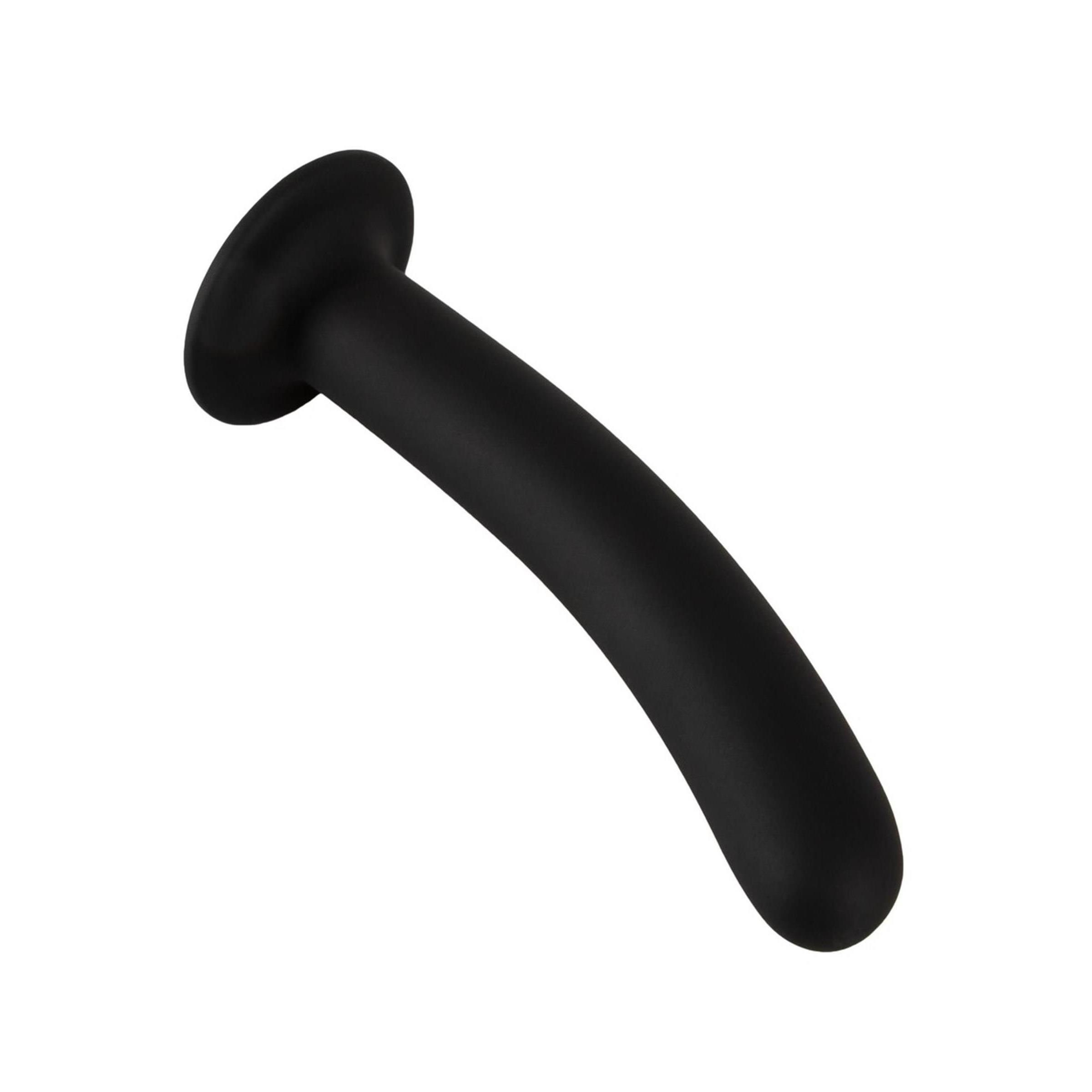 Dildo anale curvo nero con base a ventosa. Silicone. Superficie morbida. Sfondo bianco.