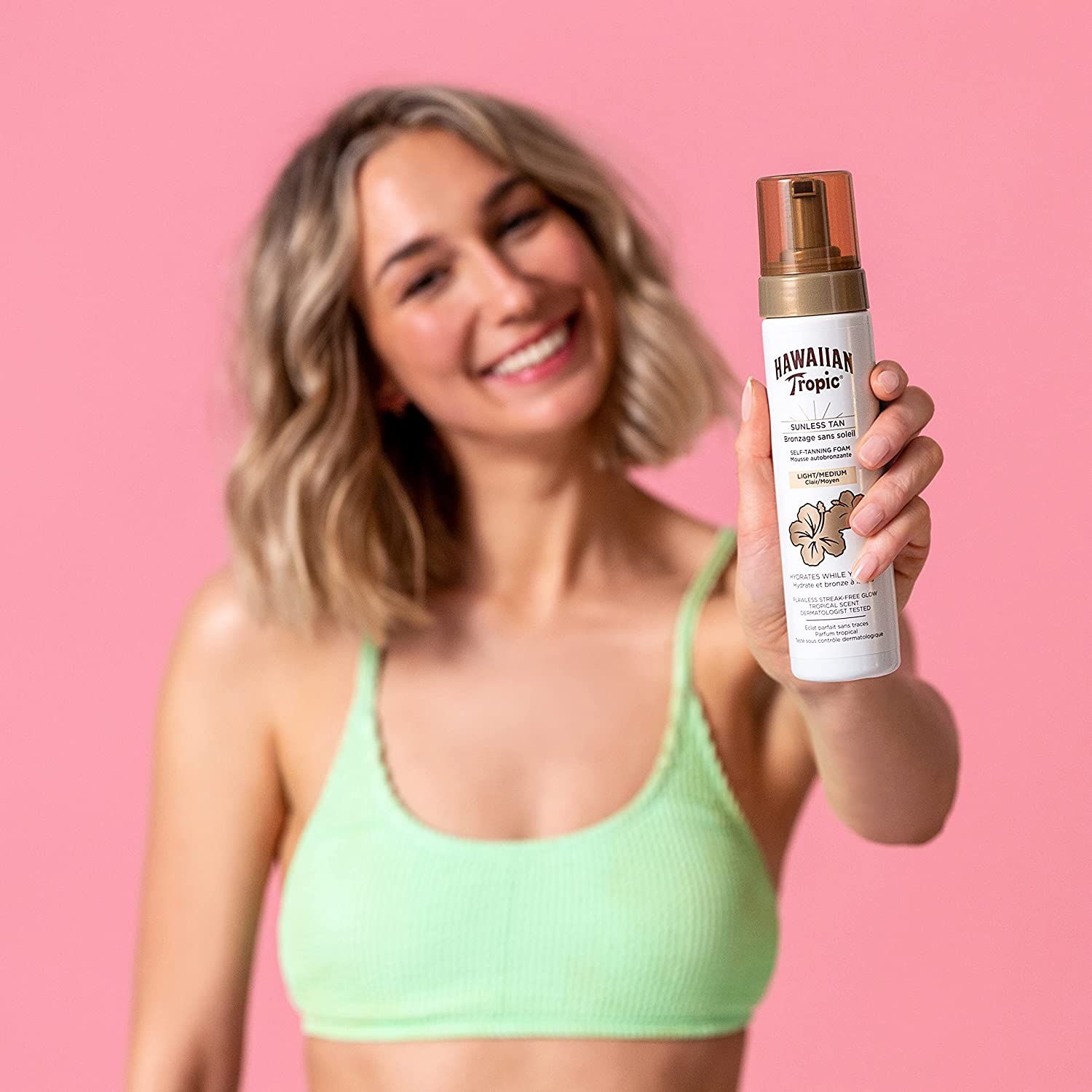 HAWAIIAN Tropic Schiuma autoabbronzante scura