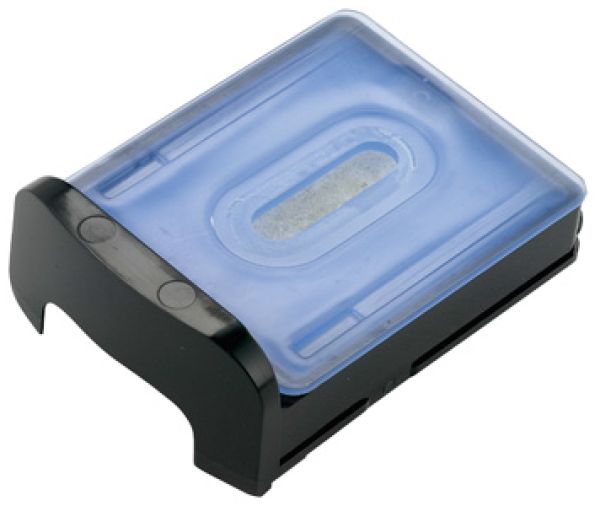 Cartuccia di pulizia con coperchio blu e corpo nero. Forma squadrata con bordi arrotondati.