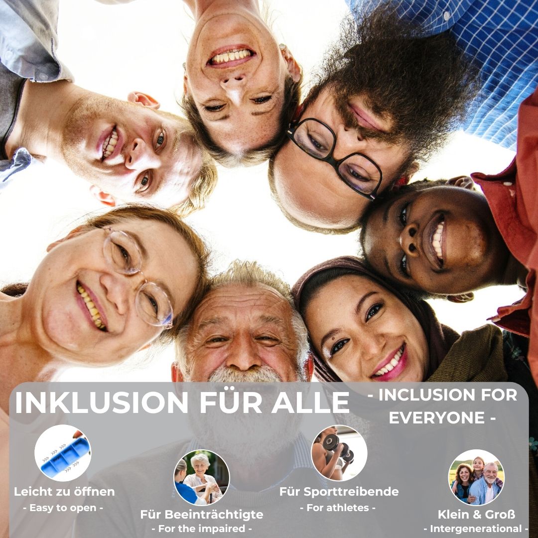 Cerchio di persone che sorridono alla telecamera. Testo: Inclusione per tutti, facile da aprire, per i disabili, per gli atleti, piccoli e grandi.