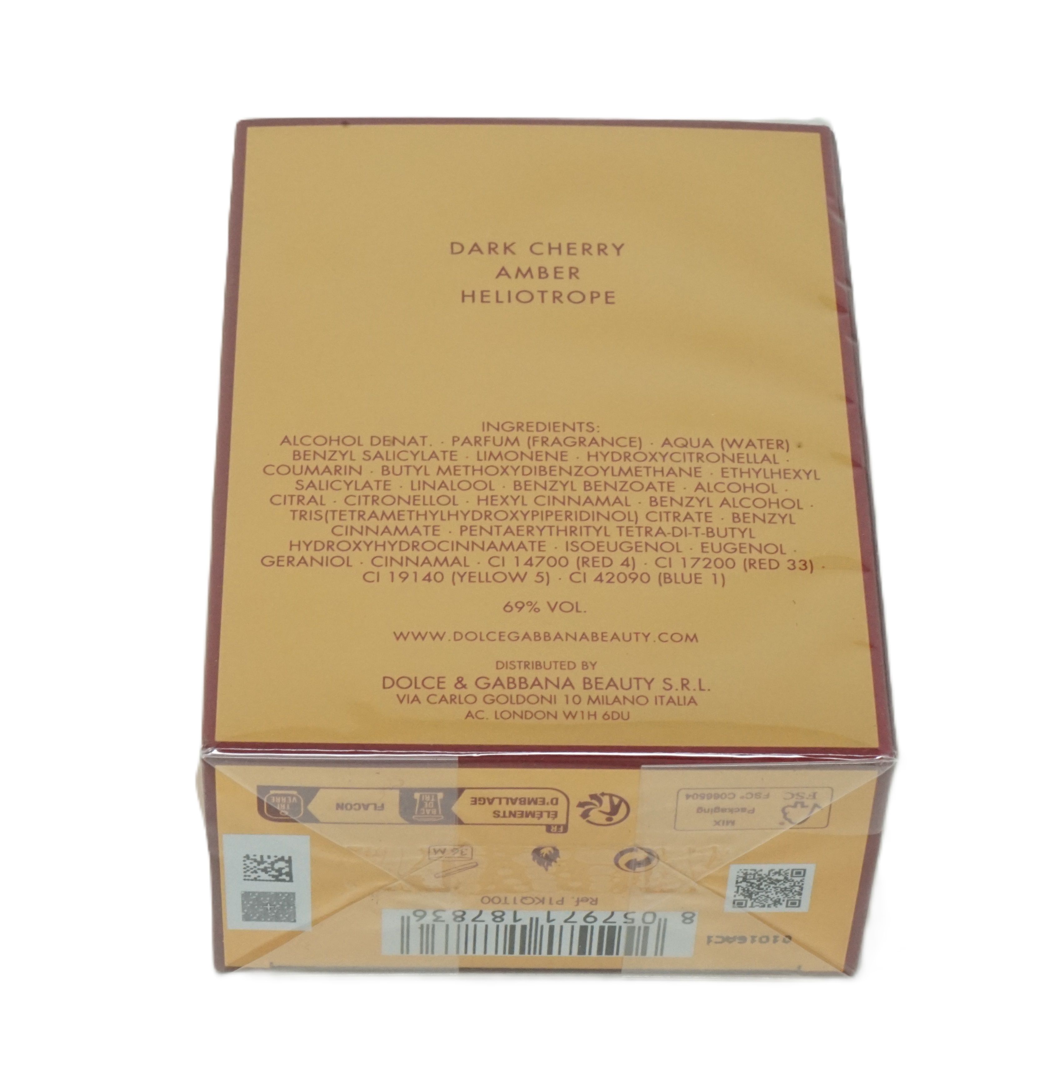 Retro della confezione con ingredienti e testo. Scritto: Dark Cherry Amber Heliotrope, 69% Vol.