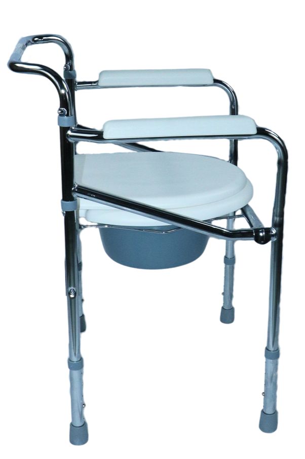 Sedia da toilette con sedile bianco, braccioli, secchio e gambe regolabili. Struttura in metallo.