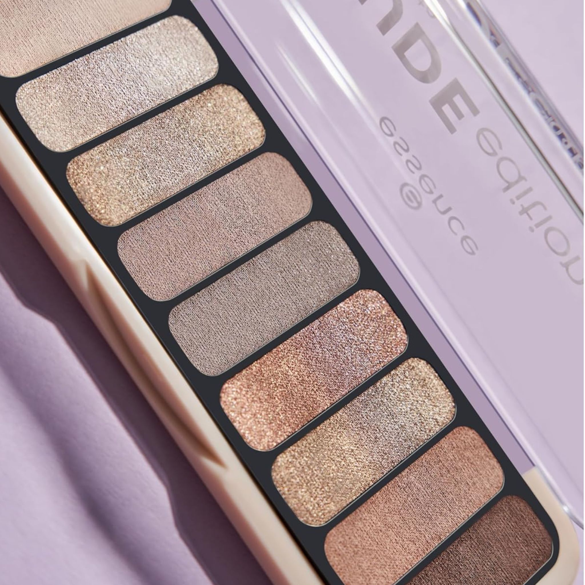 essence the nude eye set