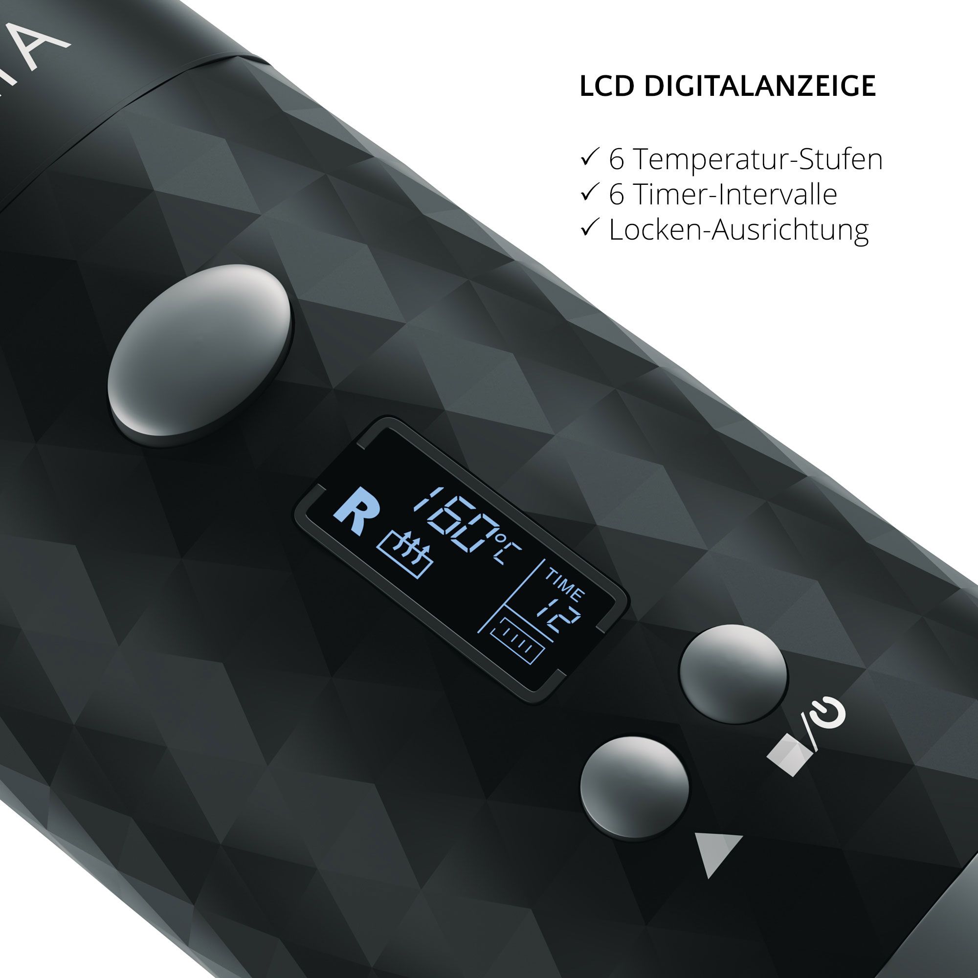 Primo piano dell'arricciacapelli automatico AILORIA REVOLUTIONNE. Display digitale con temperatura e timer. Pulsanti sottostanti. Motivo a diamante.