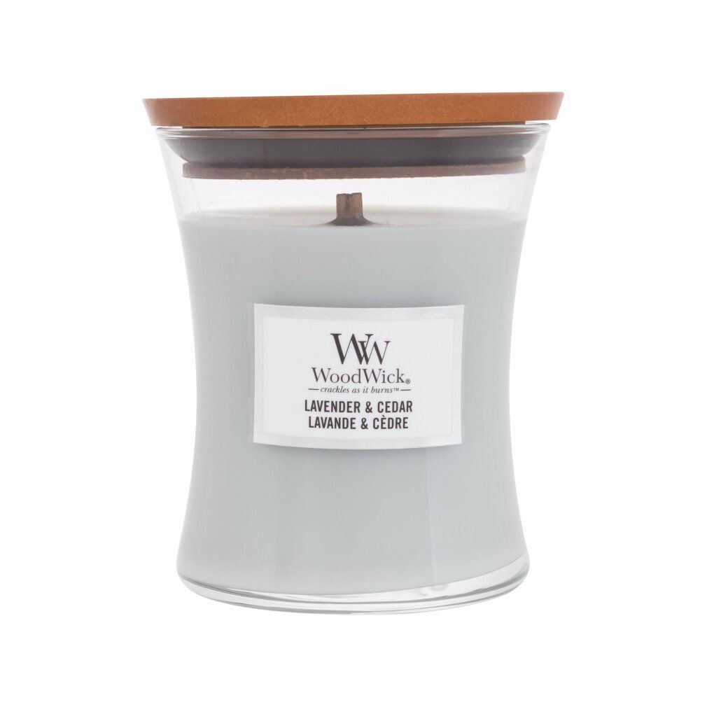 Candela grigia a clessidra con coperchio in legno. Etichetta con logo "Ww" e "Lavender & Cedar".