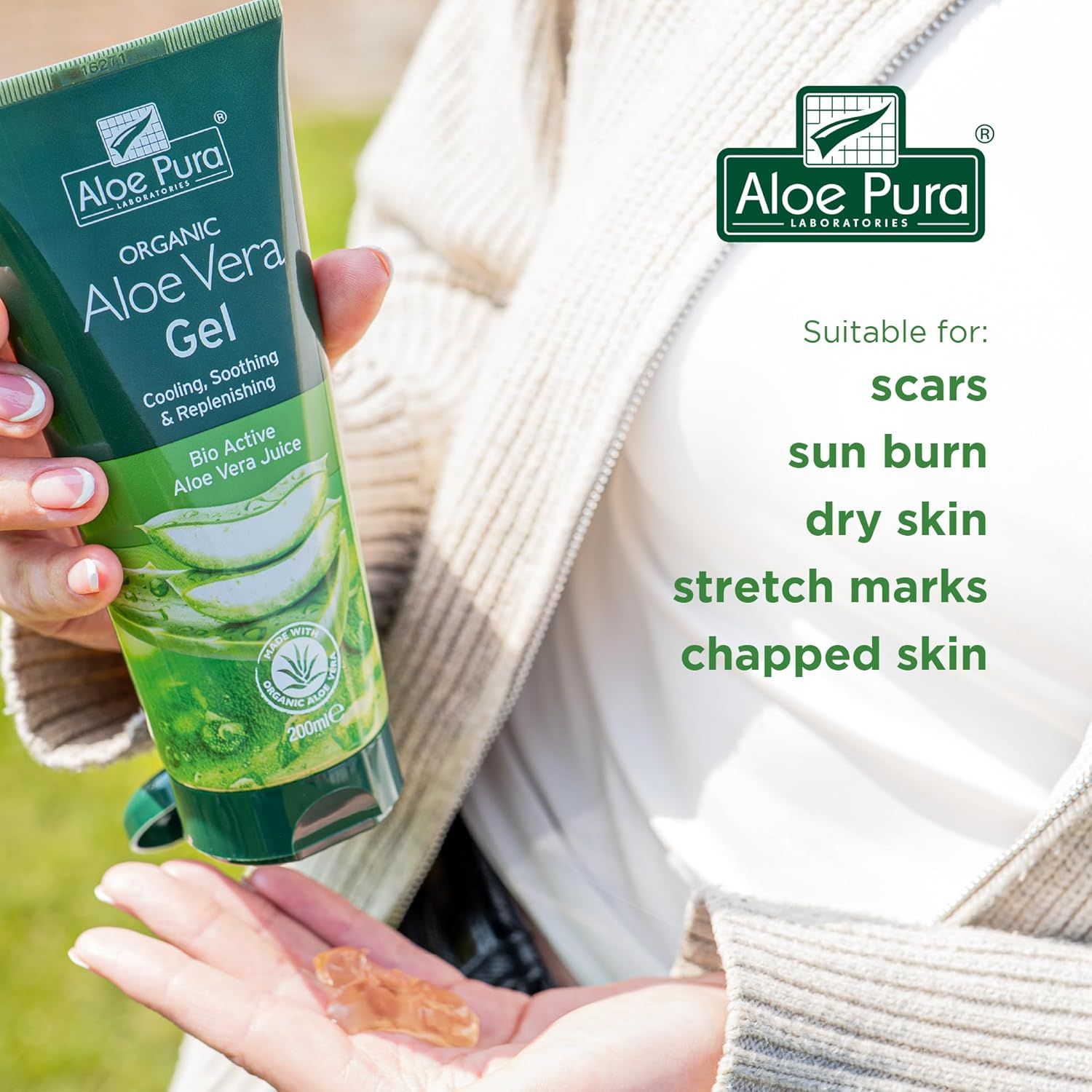 Tubo di gel di Aloe Vera Aloe Pura. Testo: Succo di Aloe Vera bioattivo. Adatto a cicatrici, scottature solari, pelle secca, smagliature, pelle screpolata.