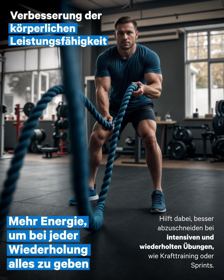 Uomo che si allena con una corda in palestra, migliorando le prestazioni fisiche e l'energia.