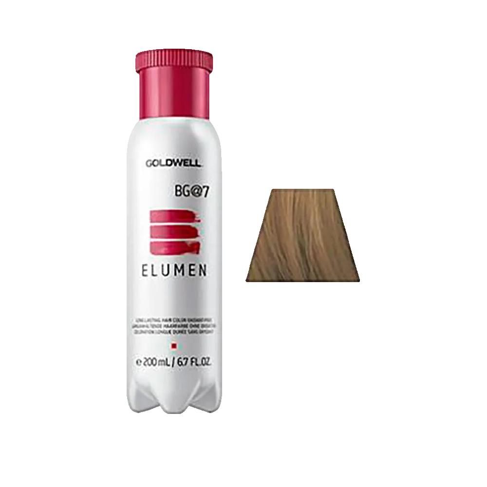 Flacone Goldwell Elumen Care, BG@7, con campione colore. Flacone bianco, tappo rosso, scritta. Campione trapezoidale, marrone chiaro.