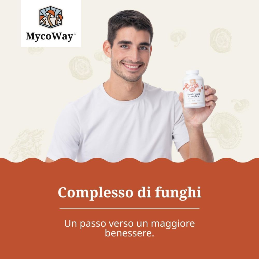 Sfondo marrone con flacone bianco. Scritta: Mushroom Complex. 180 capsule. Contiene L-Leucina.