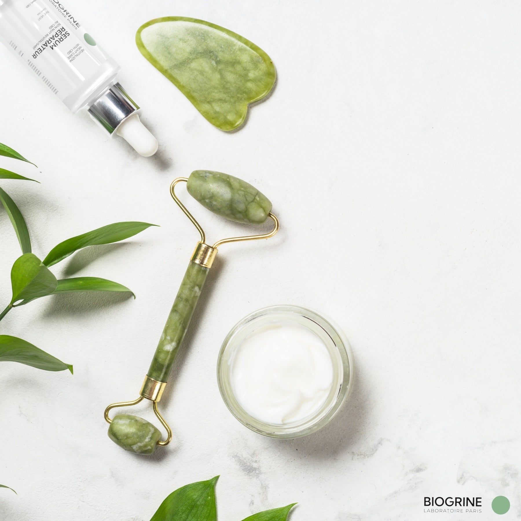 BIOGRINE Siero riparatore – Trattamento notte rivitalizzante con CBD e tè verde
