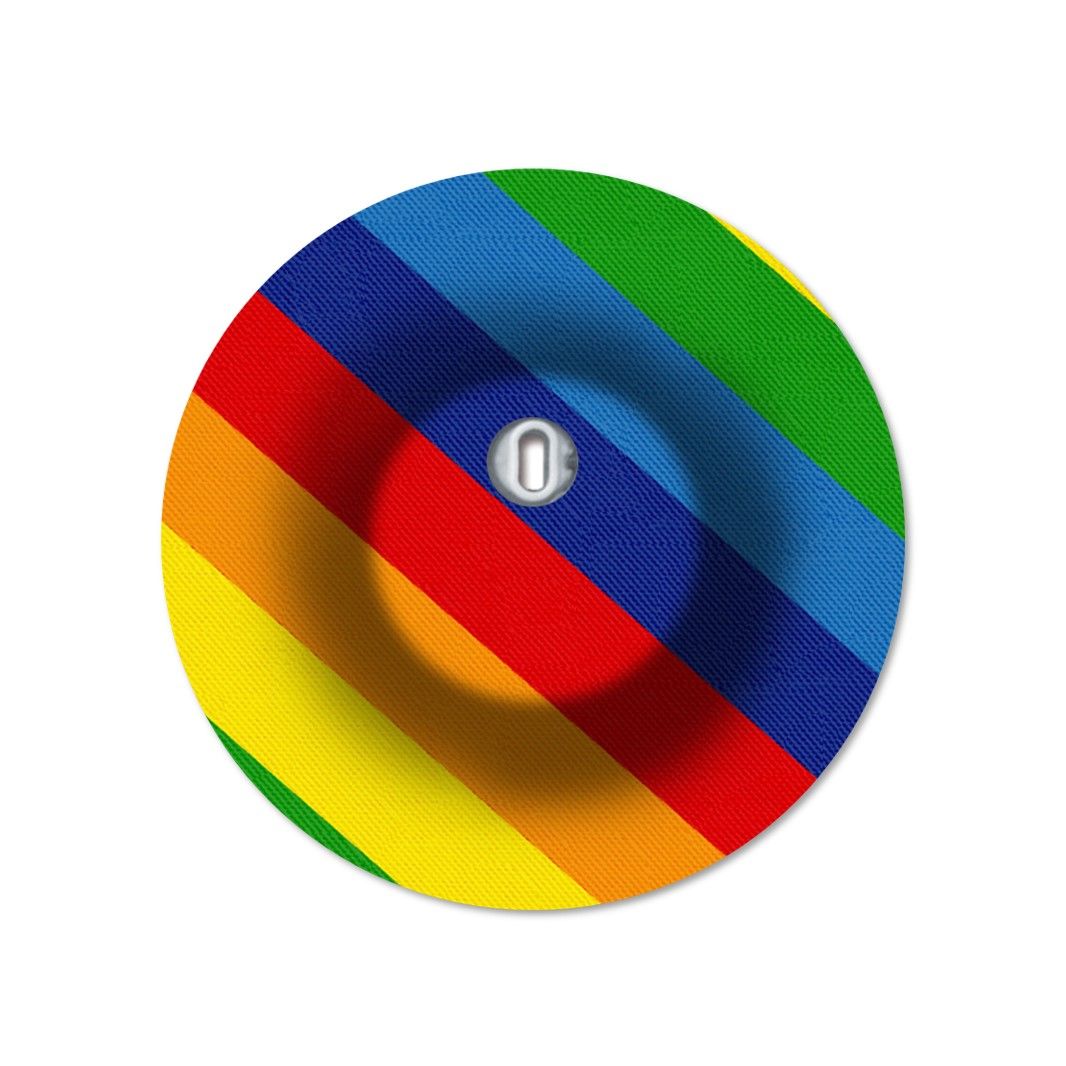 Cerotto rotondo colorato con foro di ventilazione. Design arcobaleno. Parte metallica centrale.