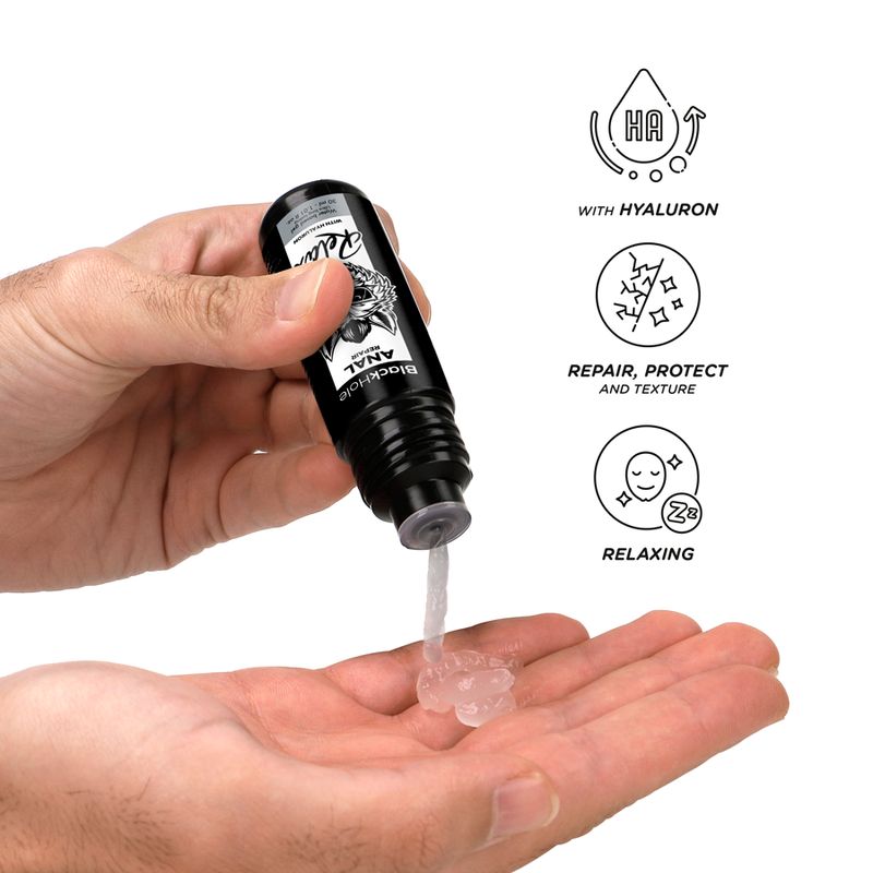 Flacone nero, gel versato nel palmo. Simboli: Hyaluron, Ripara, Rilassante. Prodotto: Black Hole Anal Repair.