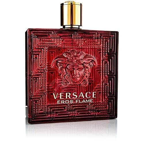 Flacone rosso con tappo dorato. Scritta VERSACE EROS FLAME. Motivo in rilievo e logo Medusa.