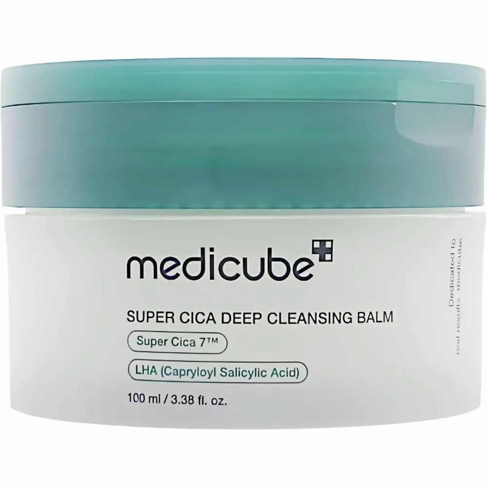 Vasetto bianco con coperchio blu. Scritta: MEDICUBE, SUPER CICA DEEP CLEANSING BALM, Super Cica 7, LHA (Capryloyl Salicylic Acid).
